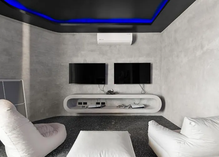 Guest - Elements Hotel