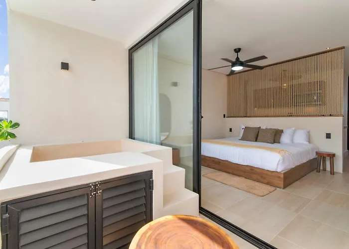 Hotel Guest - Elements Tulum