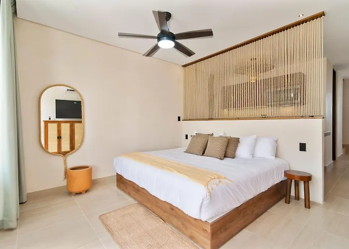 Guest - Elements Hotel
