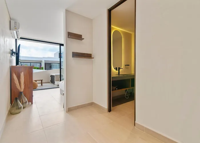 Guest - Elements Hotel 4*