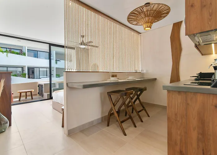 Hotel Guest - Elements Tulum